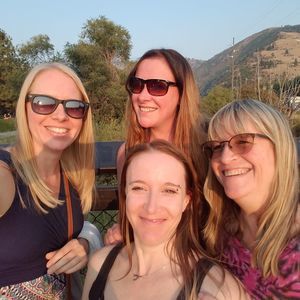 Meet your Posher, Stacy